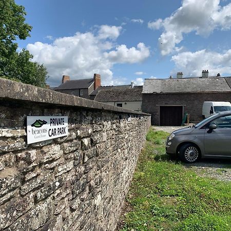 The Beacons Guest House Brecon Exterior foto